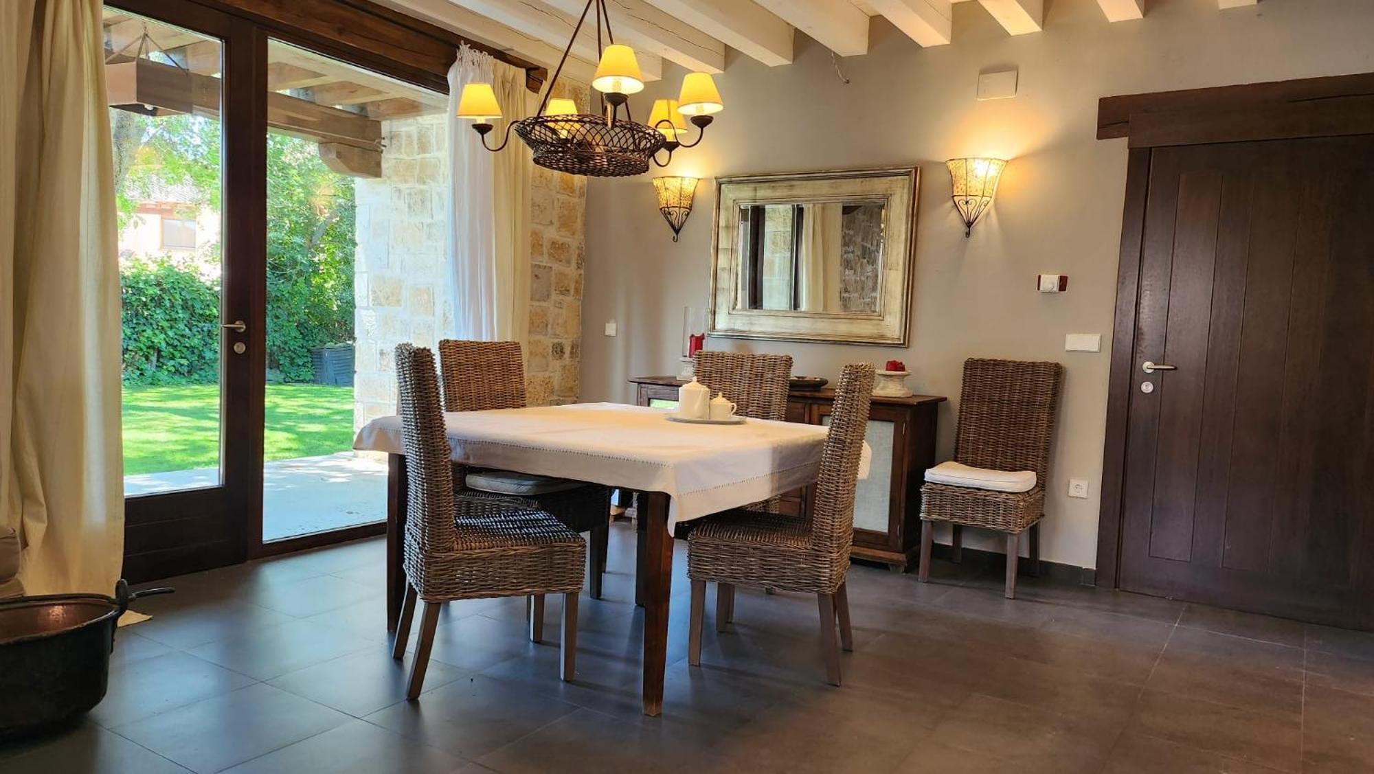 El Hogar Del Fresno Country house *